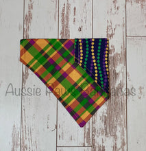 Load image into Gallery viewer, Aussie Paws Bandanas
